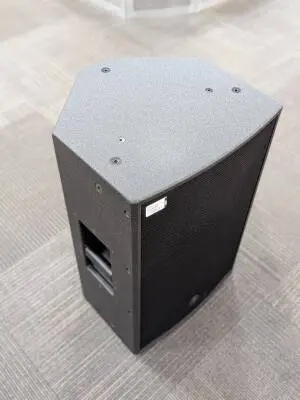 Yamaha - DZR12 2